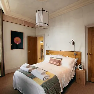 The Culpeper Bedrooms 3* London